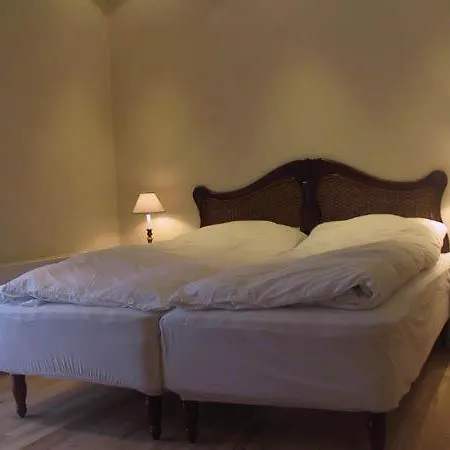 ベッド・アンド・ブレックファスト Bed 4*