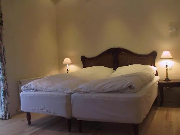 Bed and breakfast Bed 4*