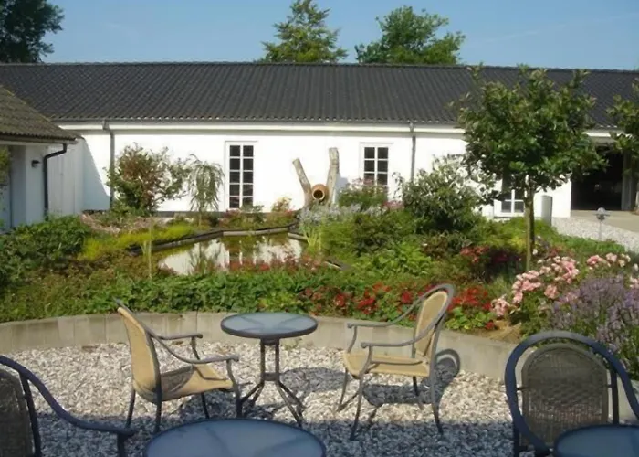 Bed 4* Herning